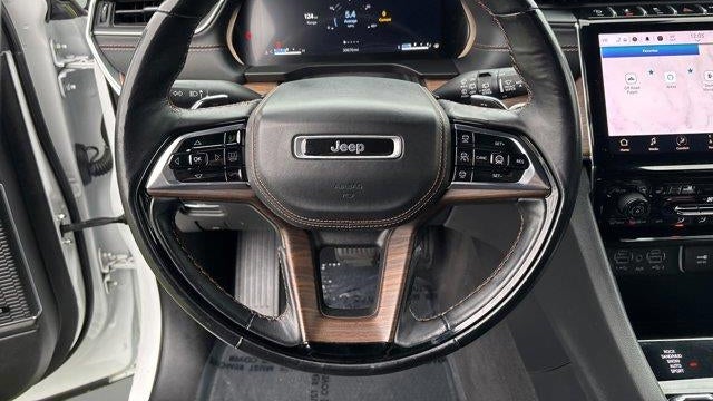 2022 Jeep Grand Cherokee Summit