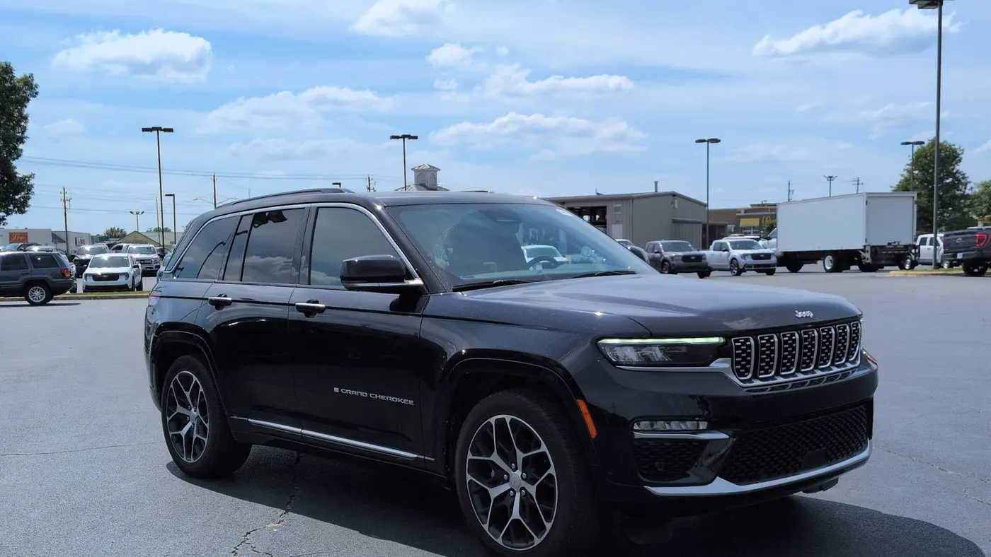 2024 Jeep Grand Cherokee Summit