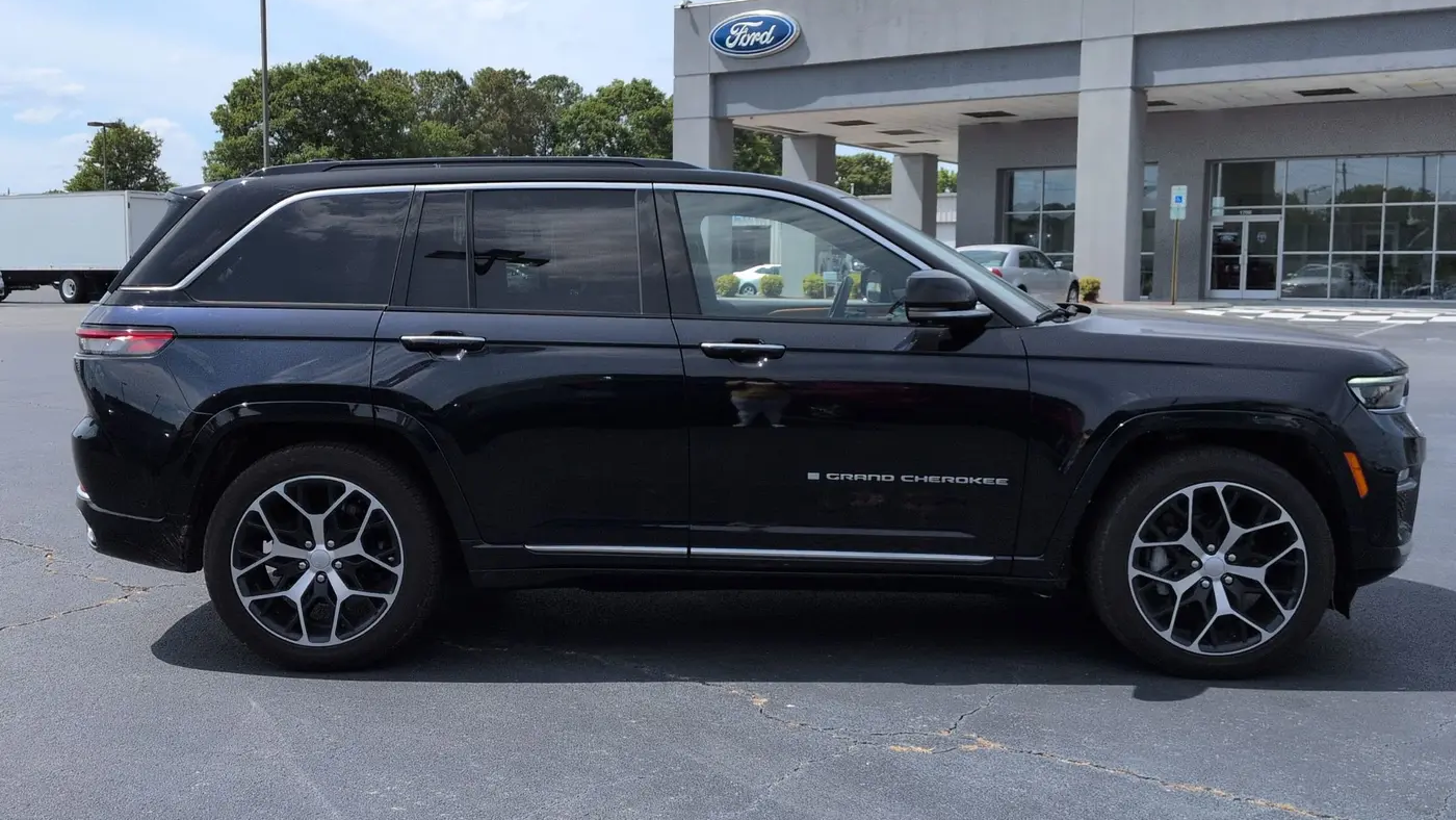 2024 Jeep Grand Cherokee Summit