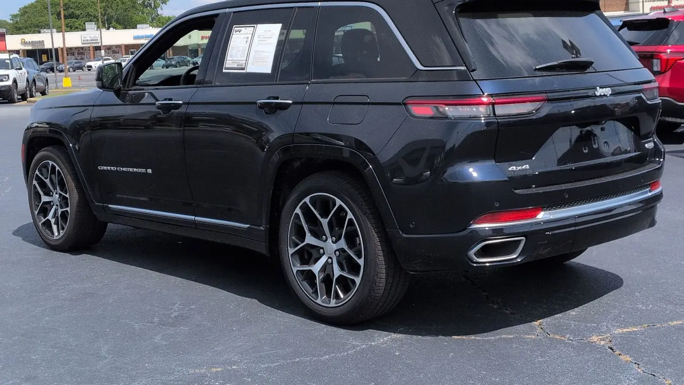 2024 Jeep Grand Cherokee Summit
