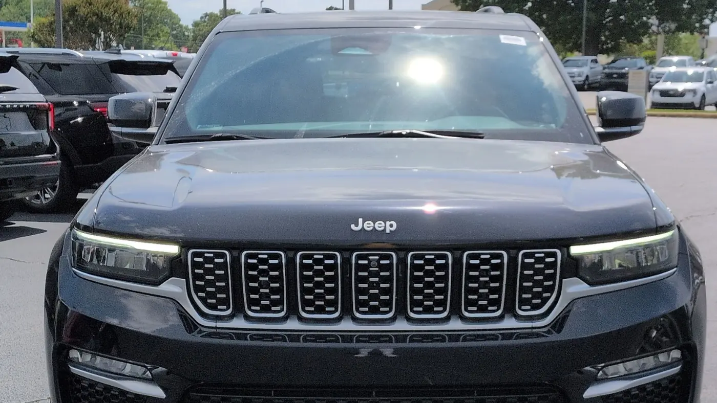 2024 Jeep Grand Cherokee Summit