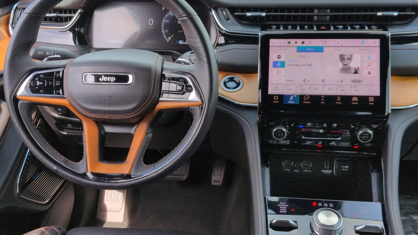 2024 Jeep Grand Cherokee Summit