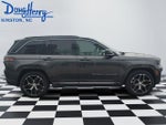 2024 Grand Cherokee Thumbnail 6