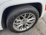 2025 Grand Cherokee Thumbnail 4