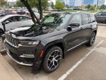 2022 Grand Cherokee Thumbnail 1