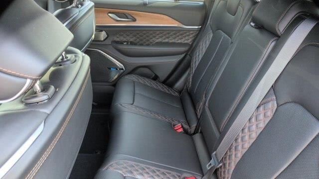 2024 Jeep Grand Cherokee Summit