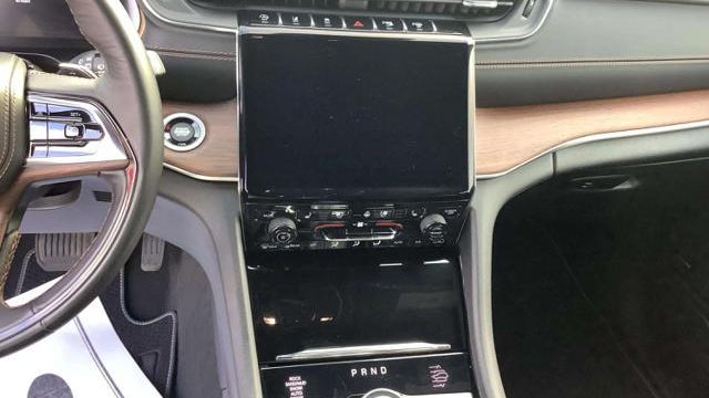 2022 Jeep Grand Cherokee Summit