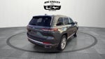 2022 Grand Cherokee Thumbnail 5