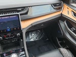 2022 Grand Cherokee Thumbnail 6
