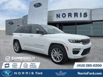 2023 Grand Cherokee Thumbnail 1