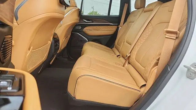 2023 Jeep Grand Cherokee Summit