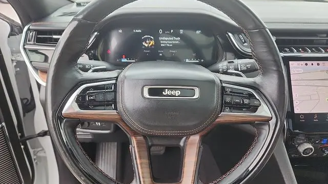 2023 Jeep Grand Cherokee Summit