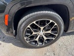 2023 Grand Cherokee Thumbnail 5