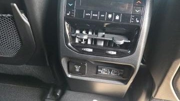 2024 Jeep Grand Cherokee Summit