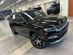 2022 Grand Cherokee Thumbnail 11