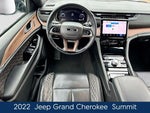 2022 Grand Cherokee Thumbnail 15