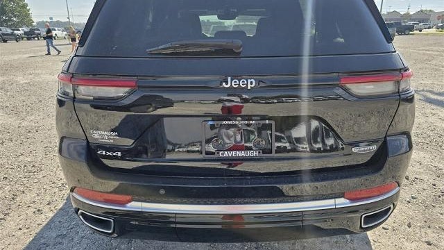 2023 Jeep Grand Cherokee Summit