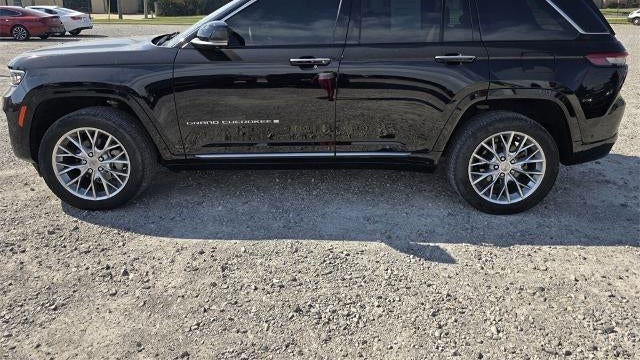 2023 Jeep Grand Cherokee Summit