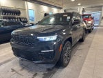 2024 Grand Cherokee Thumbnail 3