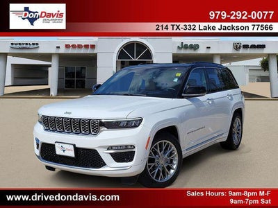 Photo of a 2025 Jeep Grand Cherokee 4X4 Summit 4DR SUV for sale