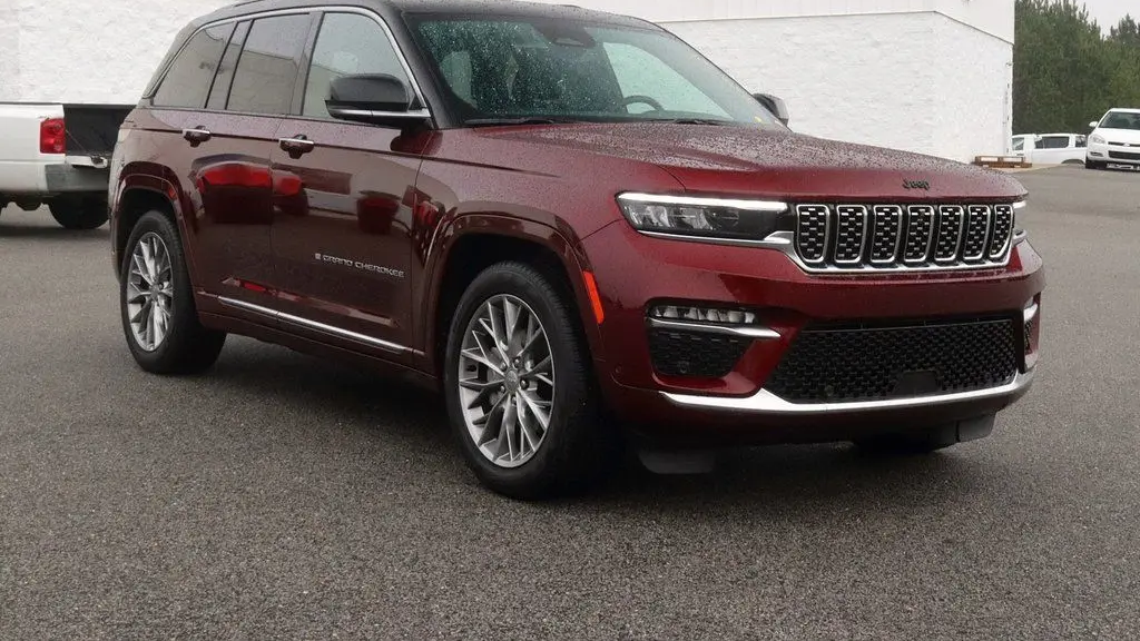 2025 Jeep Grand Cherokee Summit