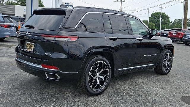 2025 Jeep Grand Cherokee Summit