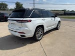2023 Grand Cherokee Thumbnail 6