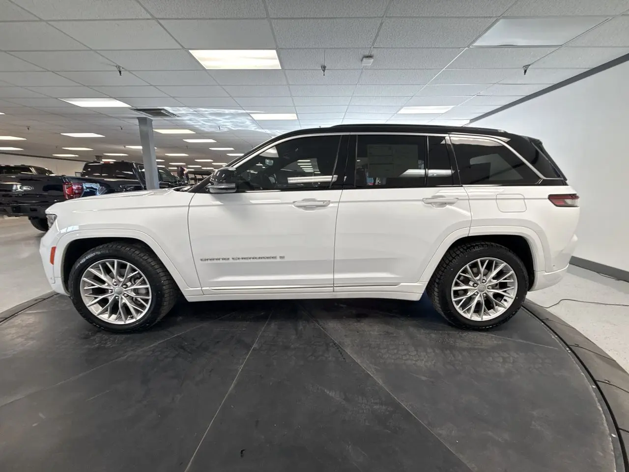 2024 Jeep Cherokee - $43,274