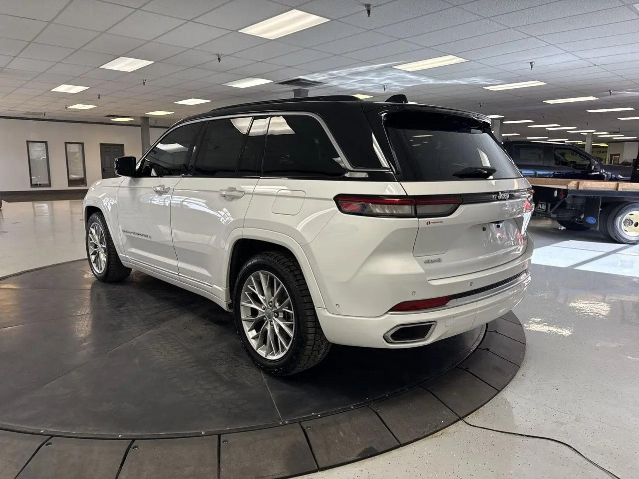 2024 Jeep Cherokee - $43,274