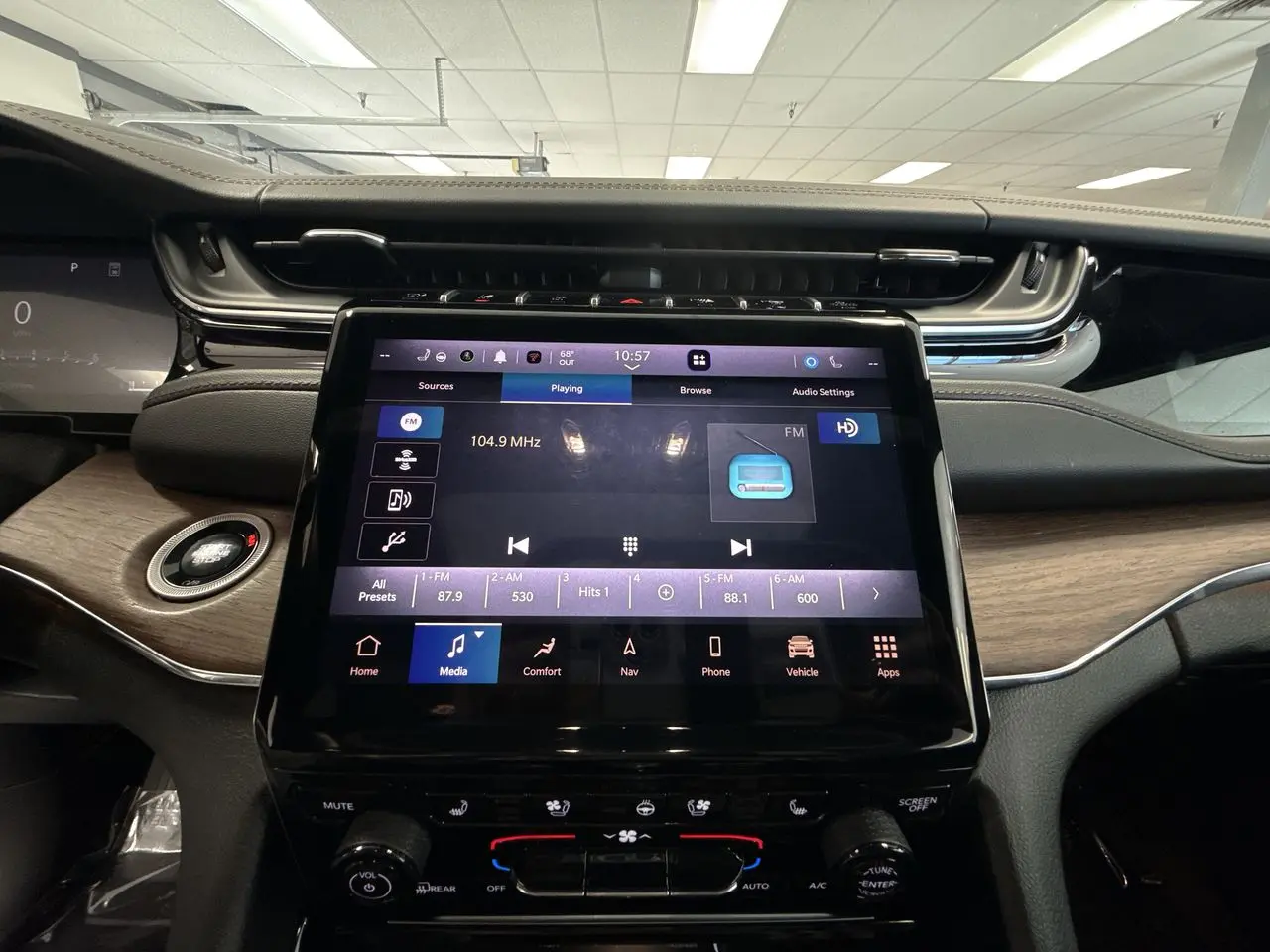 2024 Jeep Cherokee - $43,274