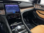 2022 Grand Cherokee Thumbnail 25