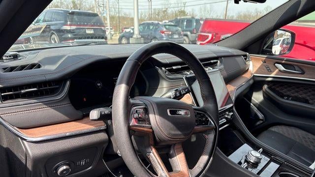 2023 Jeep Grand Cherokee Summit