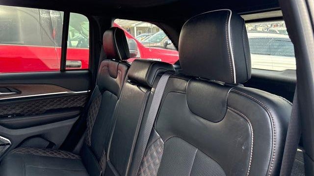 2023 Jeep Grand Cherokee Summit