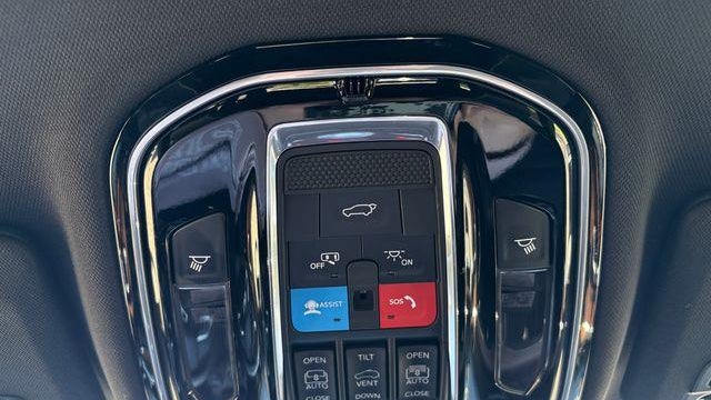 2023 Jeep Grand Cherokee Summit