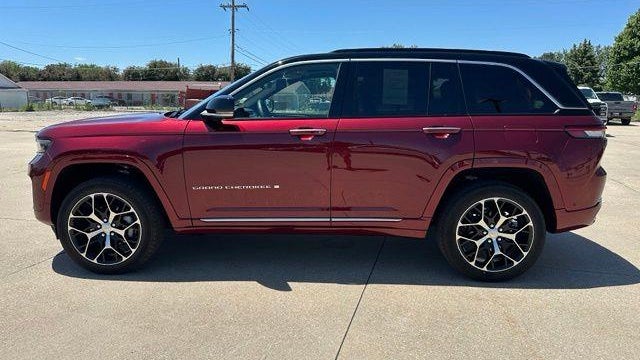2025 Jeep Grand Cherokee Summit