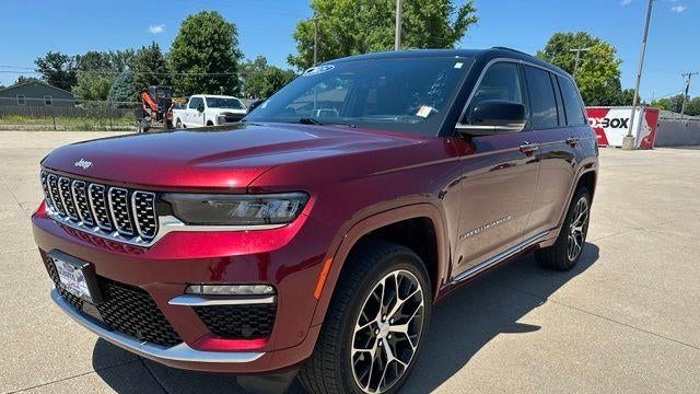 2025 Jeep Grand Cherokee Summit