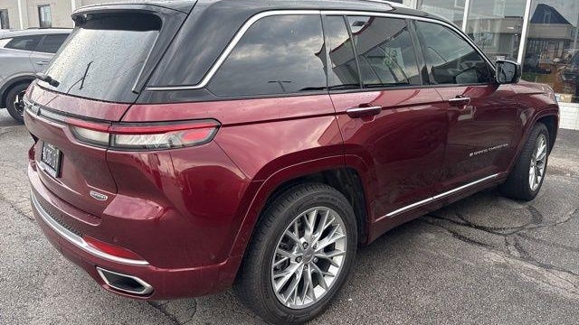 2022 Jeep Grand Cherokee Summit