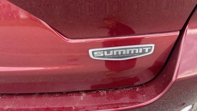 2022 Jeep Grand Cherokee Summit
