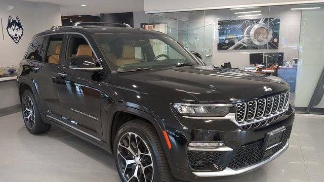2023 Jeep Grand Cherokee Summit