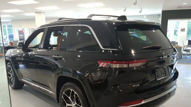 2023 Jeep Grand Cherokee Summit