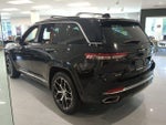 2023 Grand Cherokee Thumbnail 6