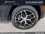 2023 Grand Cherokee Thumbnail 24