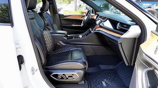 2024 Jeep Grand Cherokee Summit