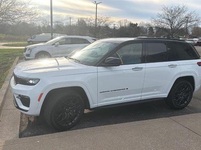 2025 Jeep Grand Cherokee 4X4 Summit 4DR SUV