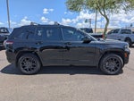 2025 Grand Cherokee Thumbnail 4