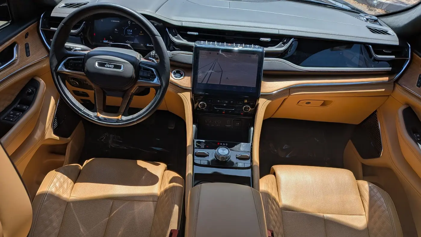 2025 Jeep Grand Cherokee Summit