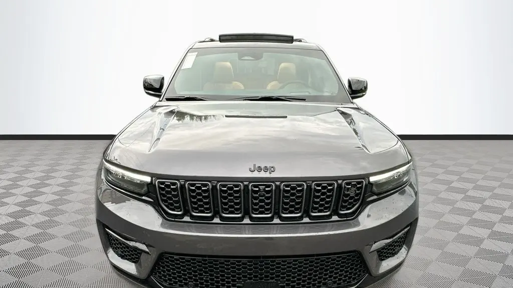 2025 Jeep Grand Cherokee Summit