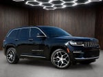 2022 Grand Cherokee Thumbnail 1