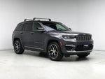 2022 Grand Cherokee Thumbnail 1