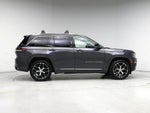 2022 Grand Cherokee Thumbnail 7
